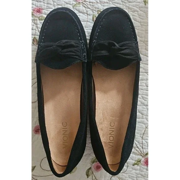 Vionic Women's Black Loafers - Picture 2 of 10